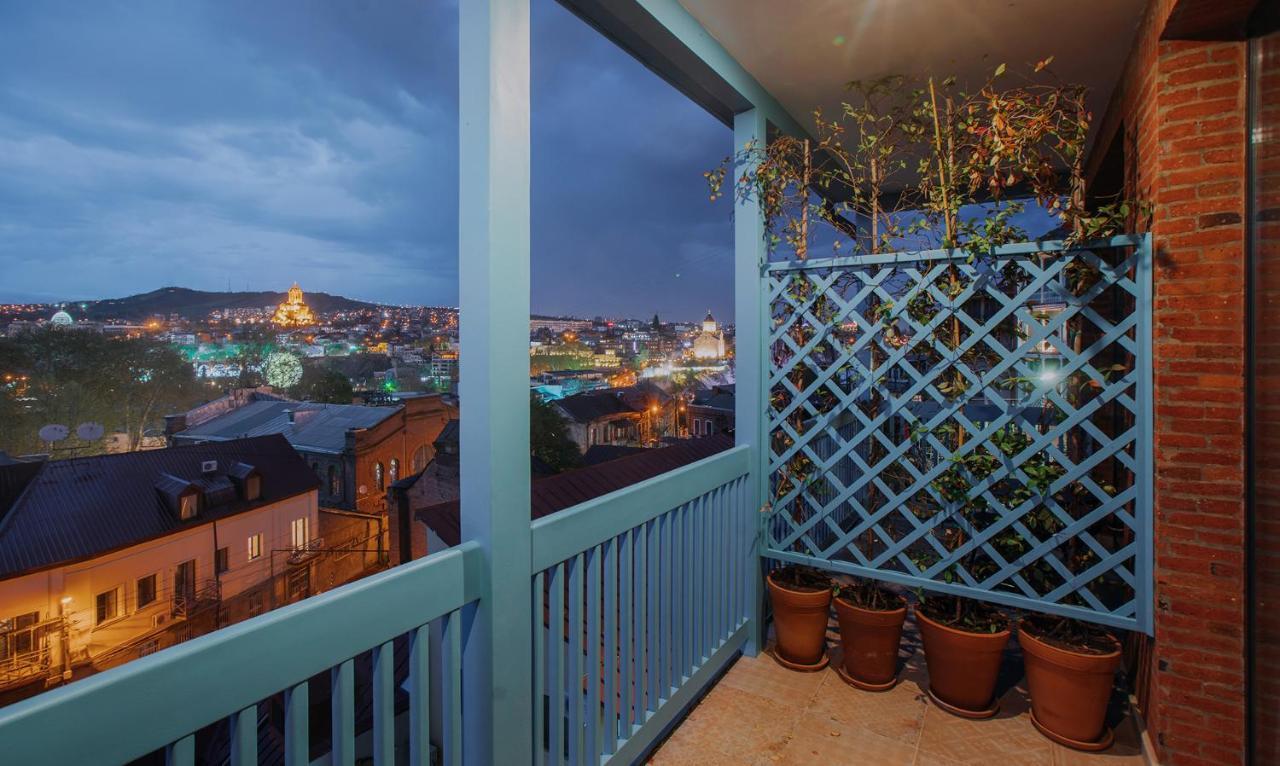 Tbilisee Hotel Tbilisi Exterior photo